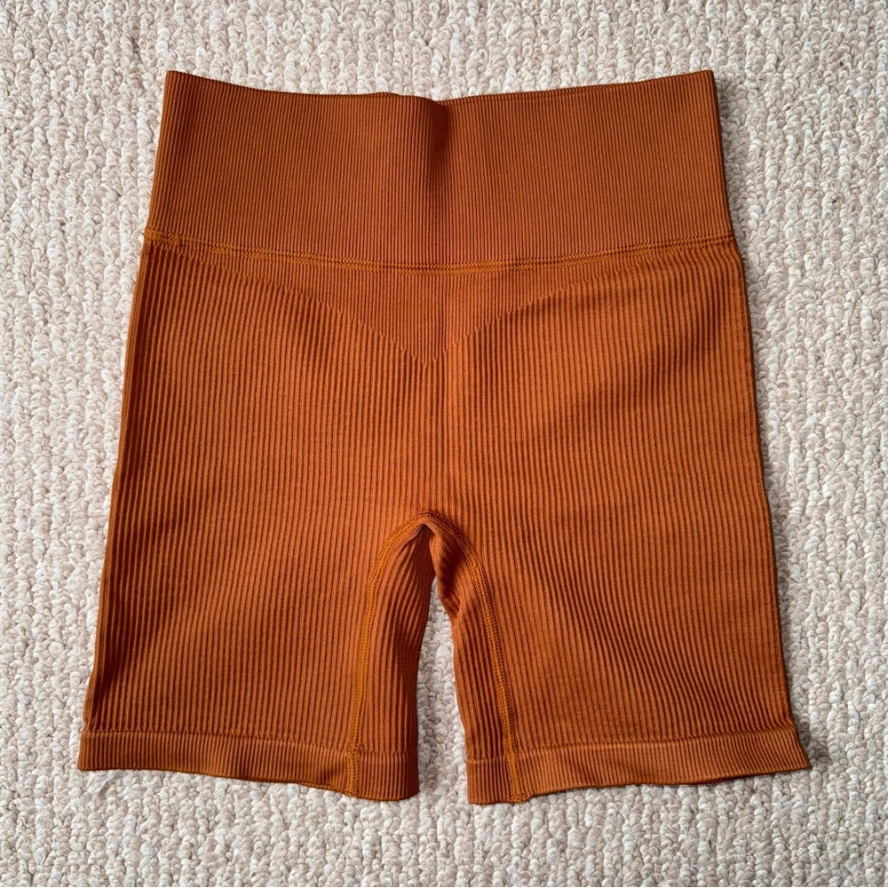 Rust orange two piece workout set - Picture 5 of 7